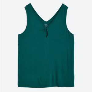 MARKET & SPRUCE
Harrison Sleeveless V-Neck Slub
Keyhole Twist Tank 2x NWT